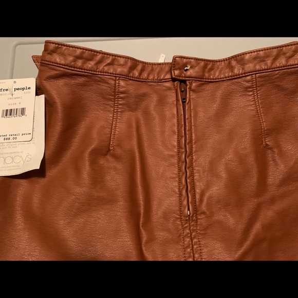 Free People Faux Leather Mini Skirt - Size 4 - Picture 5 of 6